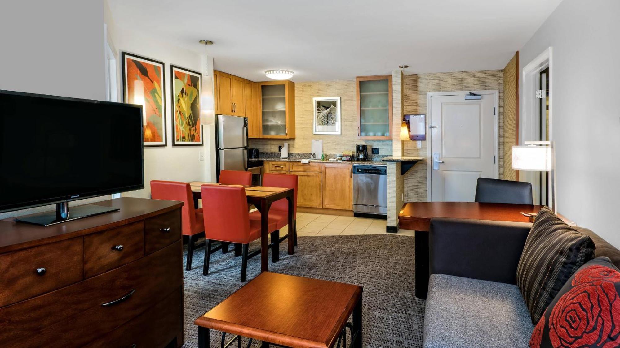 Residence Inn By Marriott San Antonio Seaworld / Lackland Bagian luar foto