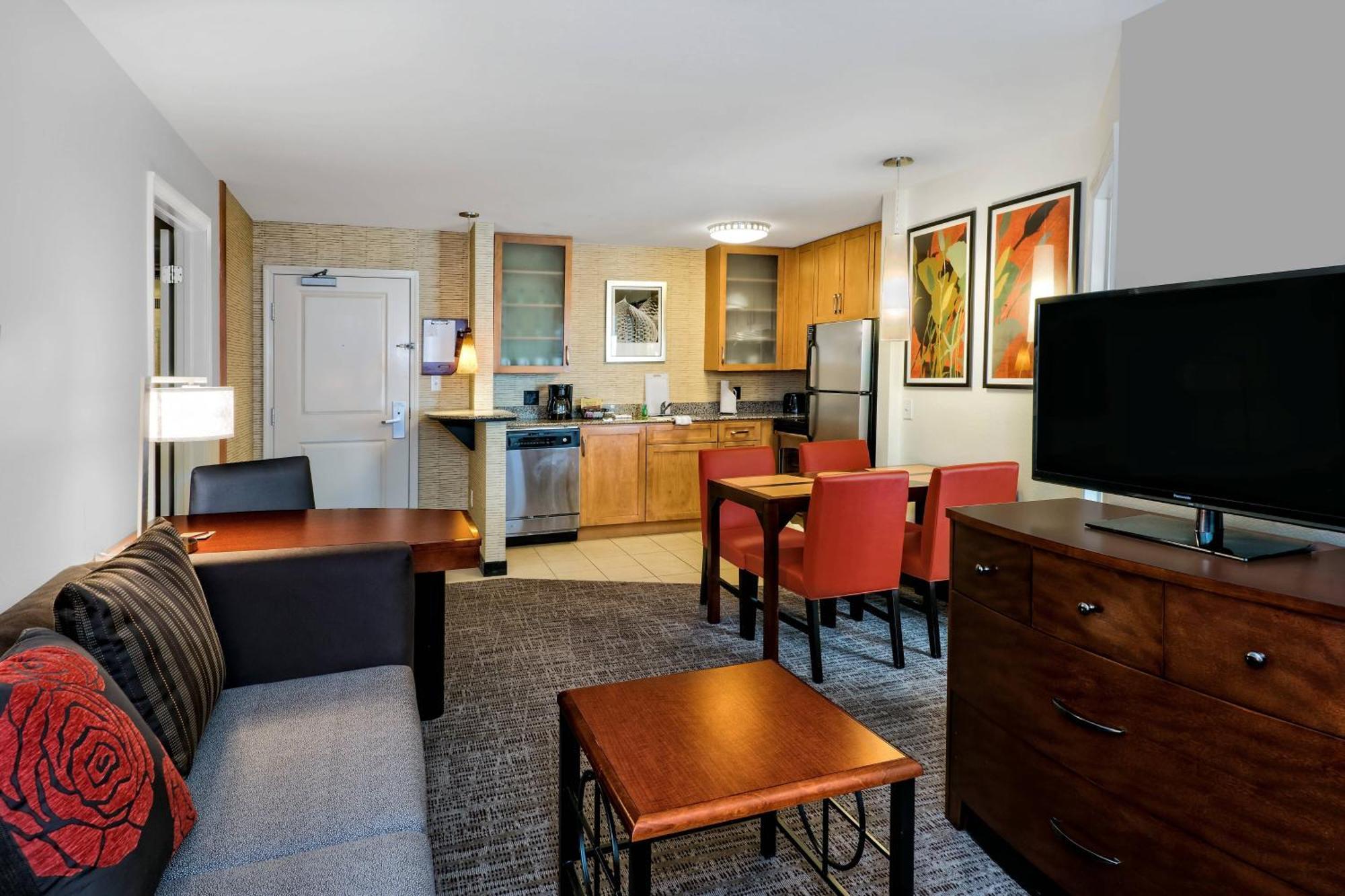 Residence Inn By Marriott San Antonio Seaworld / Lackland Bagian luar foto