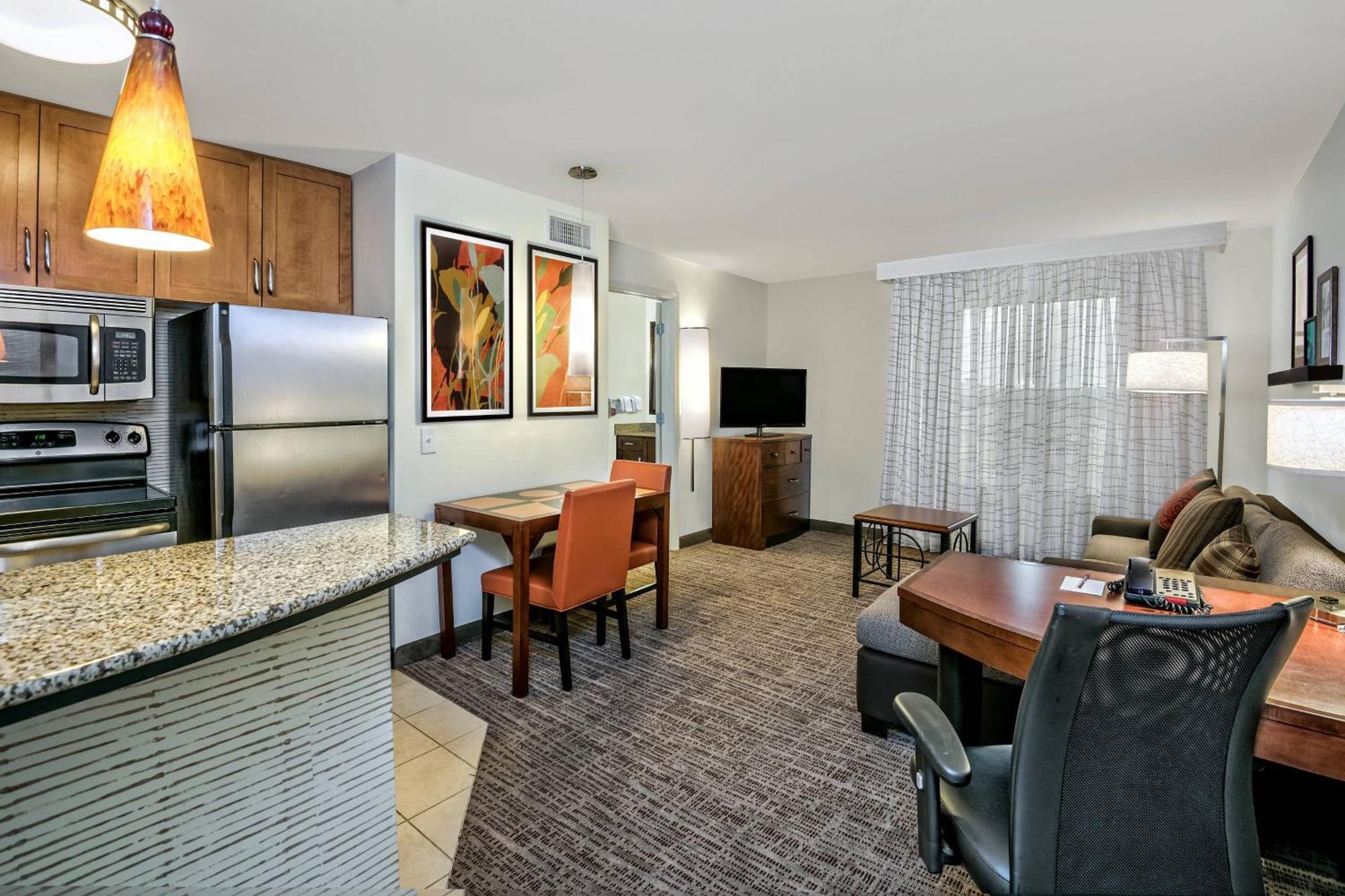 Residence Inn By Marriott San Antonio Seaworld / Lackland Bagian luar foto